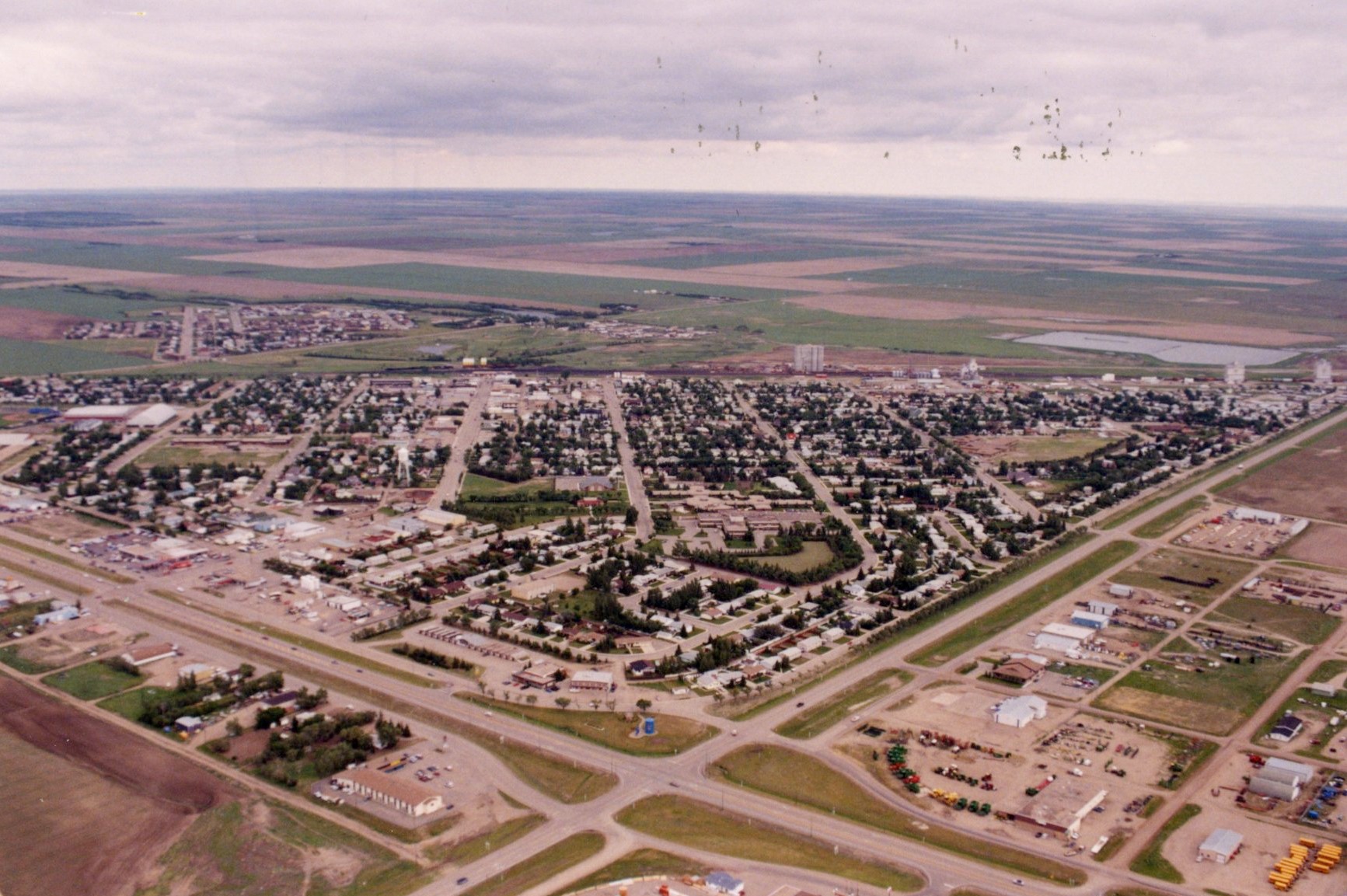 Aerial Photos of Kindersley 1996 Town of Kindersley